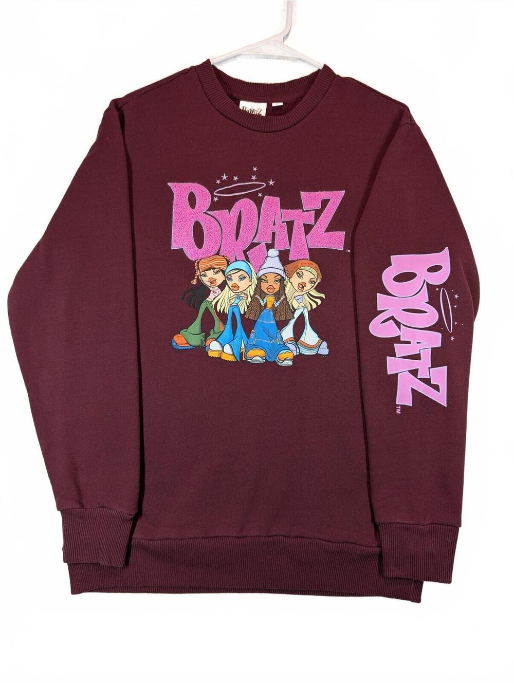 Bratz Doll Group Chenille Rug Logo Graphic Y2K Crewneck Sweatshirt Womens Small